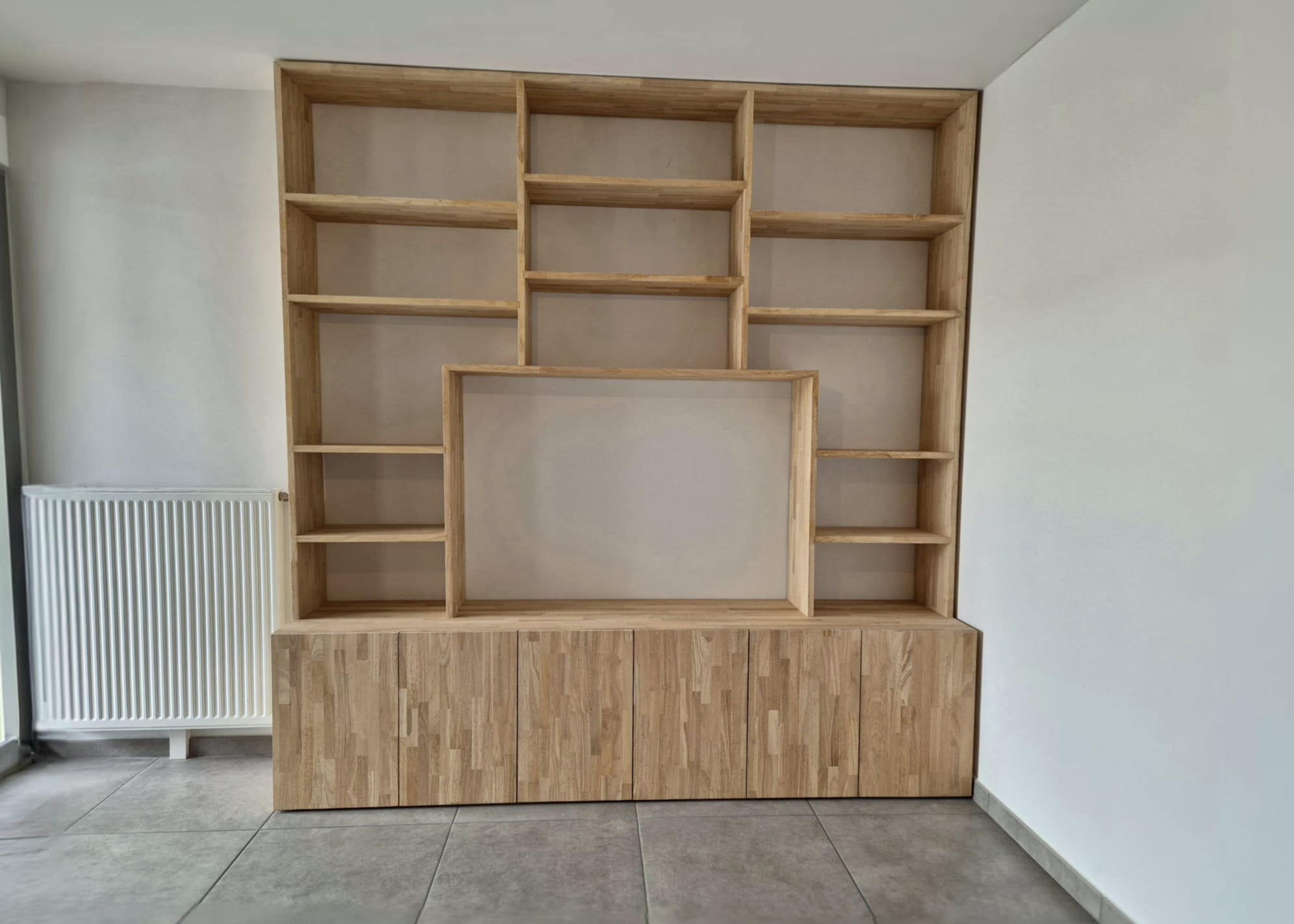 Bibliothèque – meuble TV